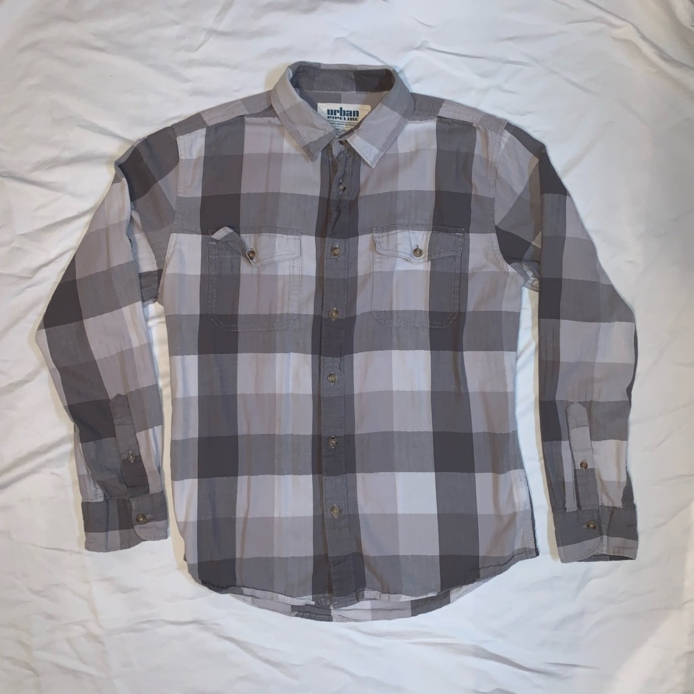 Women’s gray plaid flannel shirt Size Small